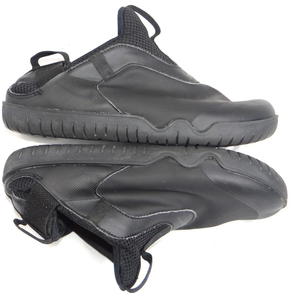 Nike Zoom‎ Pulse Triple Black Nursing Shoes CT1629-003 Sz 5